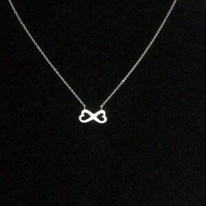 Tiffany Infinity Pendant Necklace EUC
